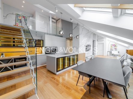 Pronájem bytu, 4+kk, 176 m²