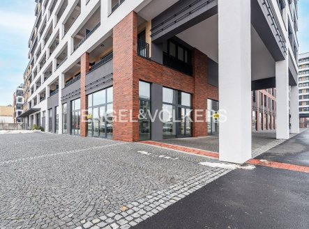 Pronájem obchodní prostory, 187 m²