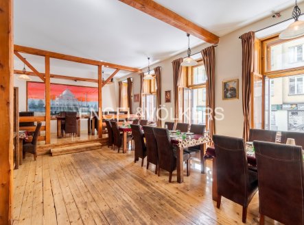 Prodej restaurace, 328 m²