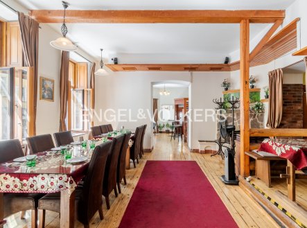 Prodej restaurace, 328 m²