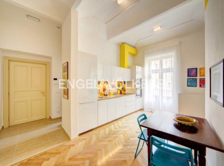 Pronájem bytu, 2+kk, 65 m²