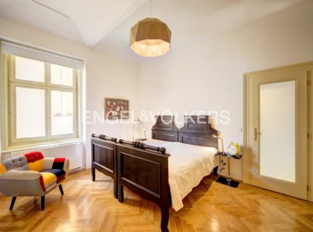 Pronájem bytu, 2+kk, 65 m²