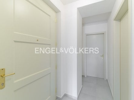 Pronájem bytu, 2+kk, 35 m²
