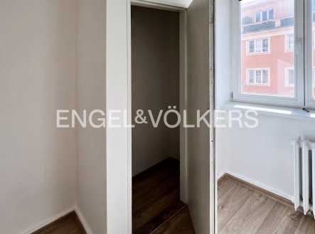 Pronájem bytu, 2+kk, 55 m²