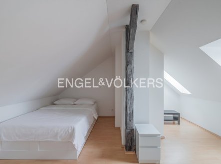 Pronájem bytu, 2+kk, 40 m²