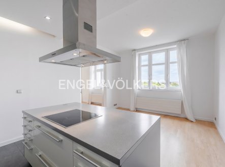 Pronájem bytu, 6+kk, 204 m²