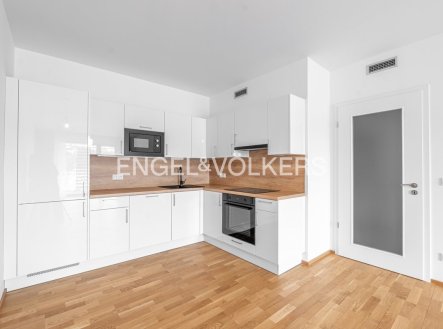 Pronájem bytu, 2+kk, 54 m²