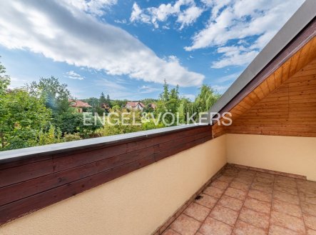 Pronájem domu/vily, 288 m²