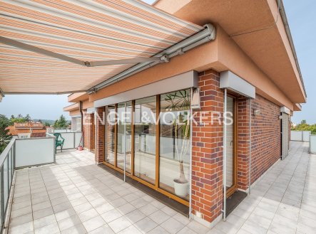 Pronájem bytu, 3+kk, 101 m²
