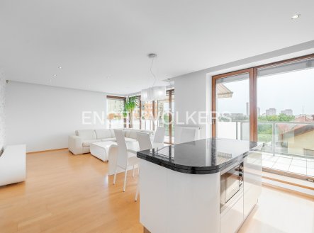 Pronájem bytu, 3+kk, 101 m²