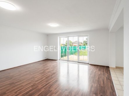 Pronájem domu/vily, 185 m²