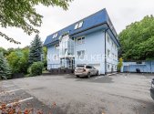 Pronájem kanceláře, 700 m²