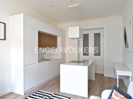Pronájem bytu, 2+kk, 56 m²