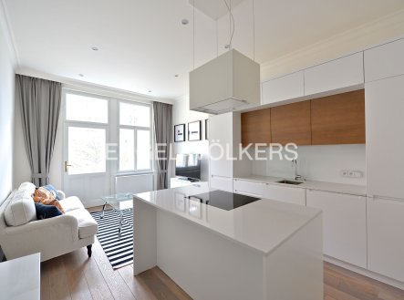1 | Pronájem bytu, 2+kk, 56 m²