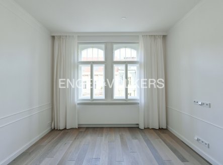 Pronájem bytu, 2+kk, 56 m²