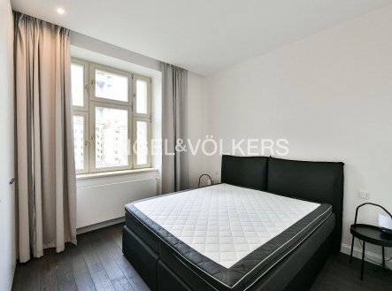 Pronájem bytu, 3+kk, 95 m²