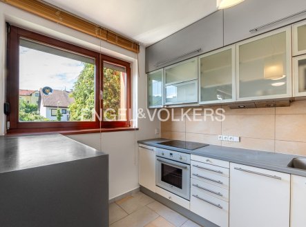 Pronájem bytu, 3+kk, 92 m²