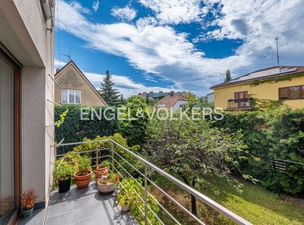 Pronájem bytu, 3+kk, 92 m²