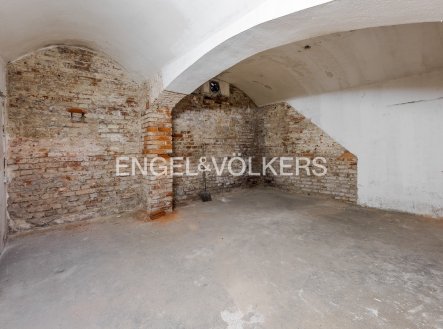 Pronájem komerčního objektu, sklad, 80 m²