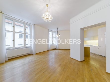 Pronájem bytu, 3+kk, 137 m²
