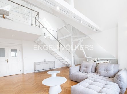 Pronájem bytu, 3+1, 144 m²
