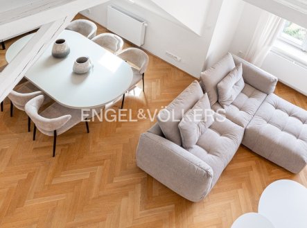 Pronájem bytu, 3+1, 144 m²