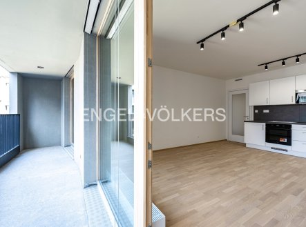 Pronájem bytu, 3+kk, 87 m²