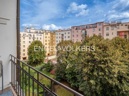 Pronájem bytu, 4+kk, 150 m²