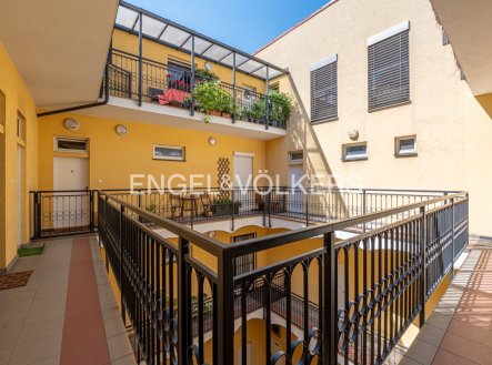 Pronájem bytu, 1+kk, 29 m²