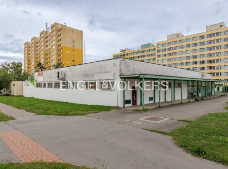 Pronájem komerčního objektu, sklad, 1 050 m²