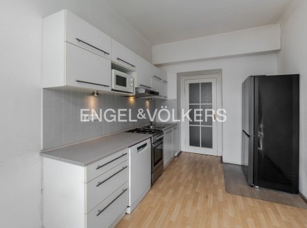 Pronájem bytu, 4+1, 125 m²