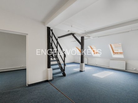Pronájem kanceláře, 115 m²