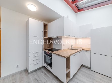 Pronájem bytu, 4+1, 80 m²