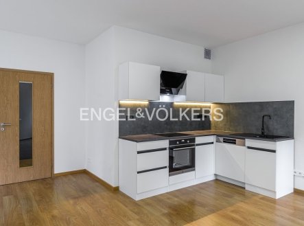 Pronájem bytu, 2+kk, 55 m²