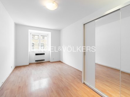 Pronájem bytu, 2+1, 46 m²