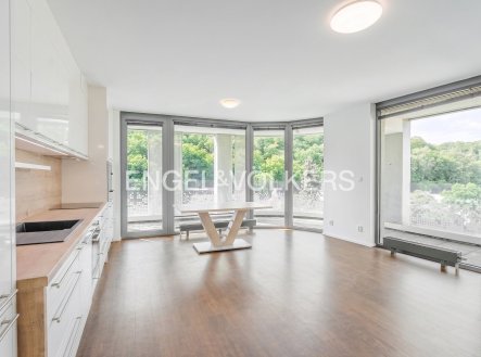 Pronájem bytu, 4+kk, 104 m²