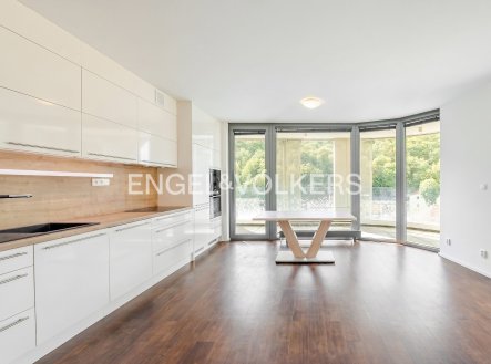 Pronájem bytu, 4+kk, 104 m²