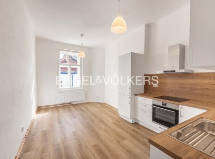Pronájem bytu, 1+1, 50 m²