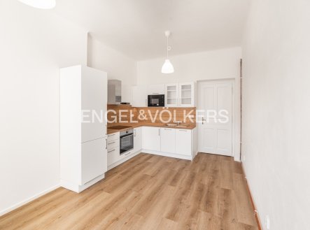 Pronájem bytu, 1+1, 50 m²