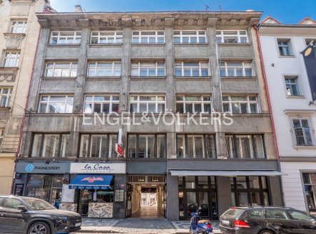 Pronájem kanceláře, 226 m²