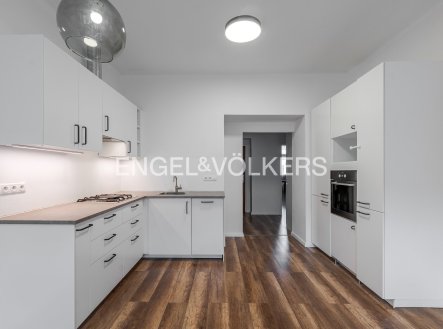 Pronájem bytu, 3+kk, 69 m²