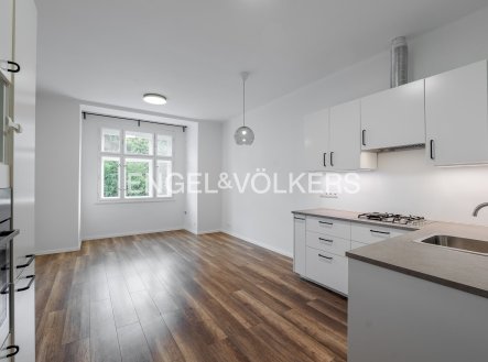 Pronájem bytu, 3+kk, 69 m²