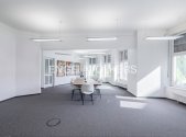 Pronájem kanceláře, 282 m²