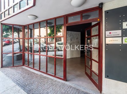 Pronájem obchodní prostory, 57 m²