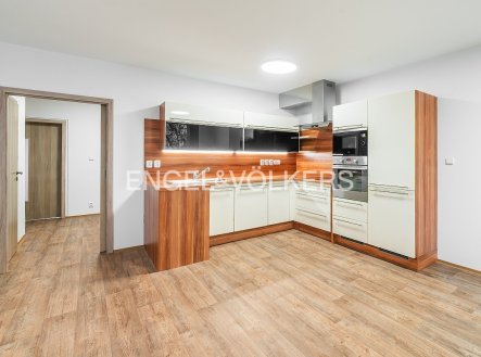 Pronájem bytu, 3+kk, 88 m²