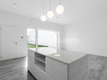 Pronájem domu/vily, 111 m²