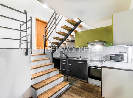 Pronájem bytu, 2+kk, 62 m²