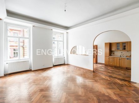Pronájem bytu, 4+kk, 113 m²