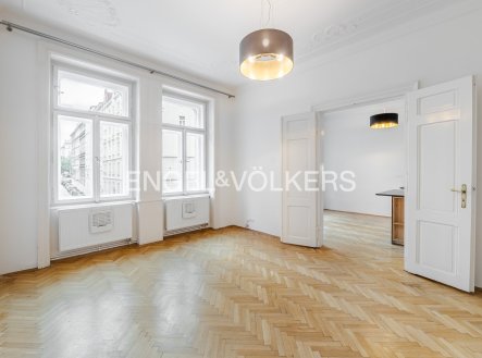 Pronájem bytu, 3+1, 101 m²