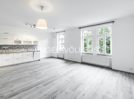 Pronájem bytu, 2+kk, 63 m²